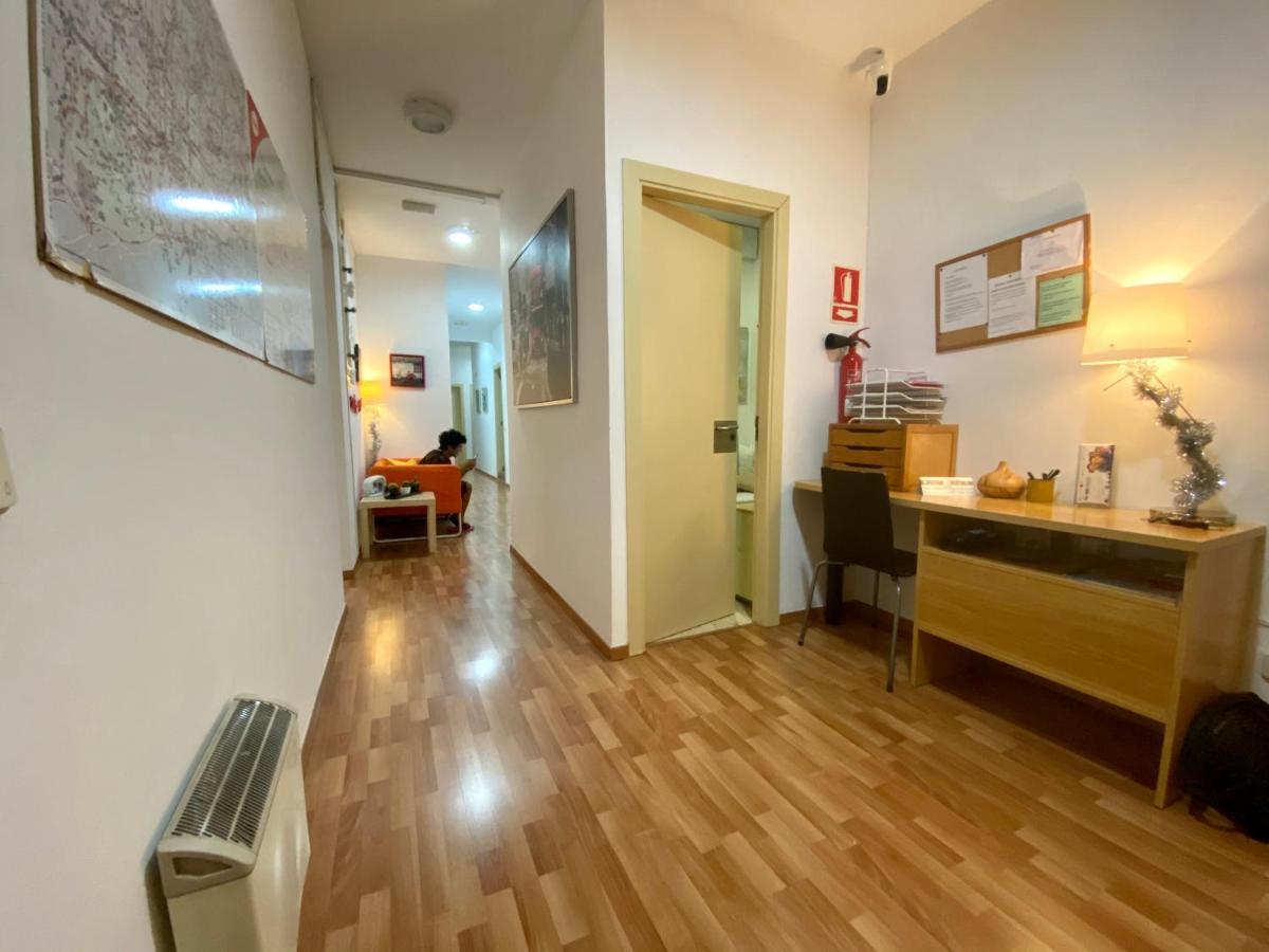 Barcelona Housing Recommend For Students Barselona Dış mekan fotoğraf