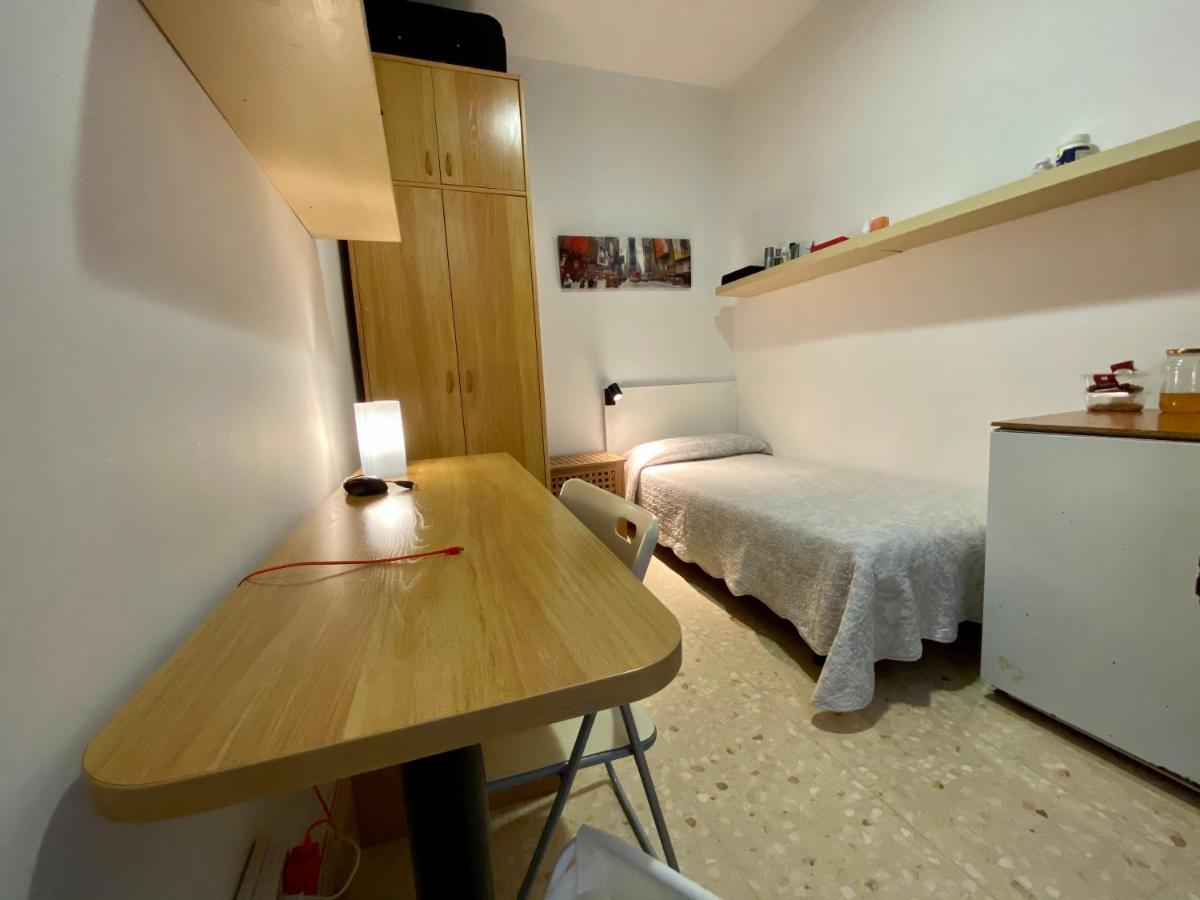 Barcelona Housing Recommend For Students Barselona Dış mekan fotoğraf